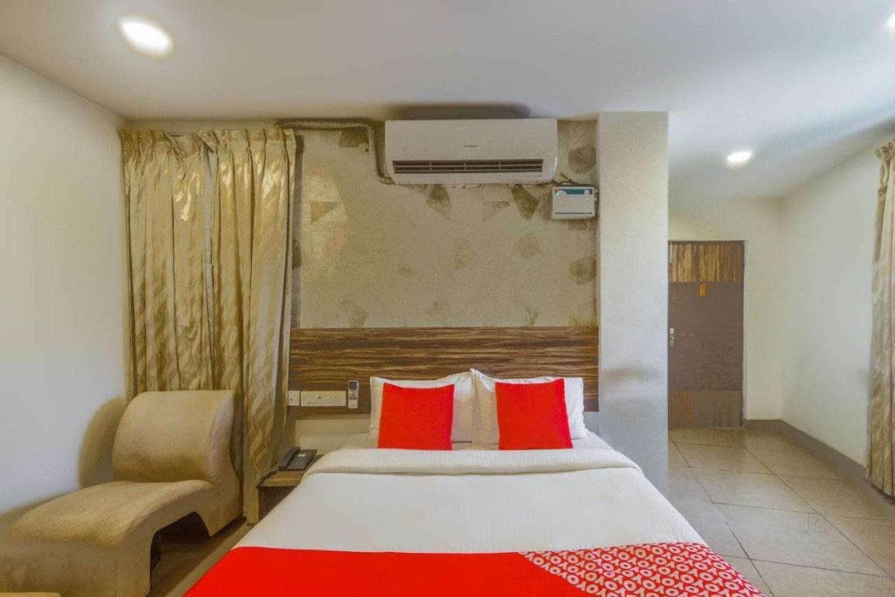 Serenity Inn Chennai Bagian luar foto